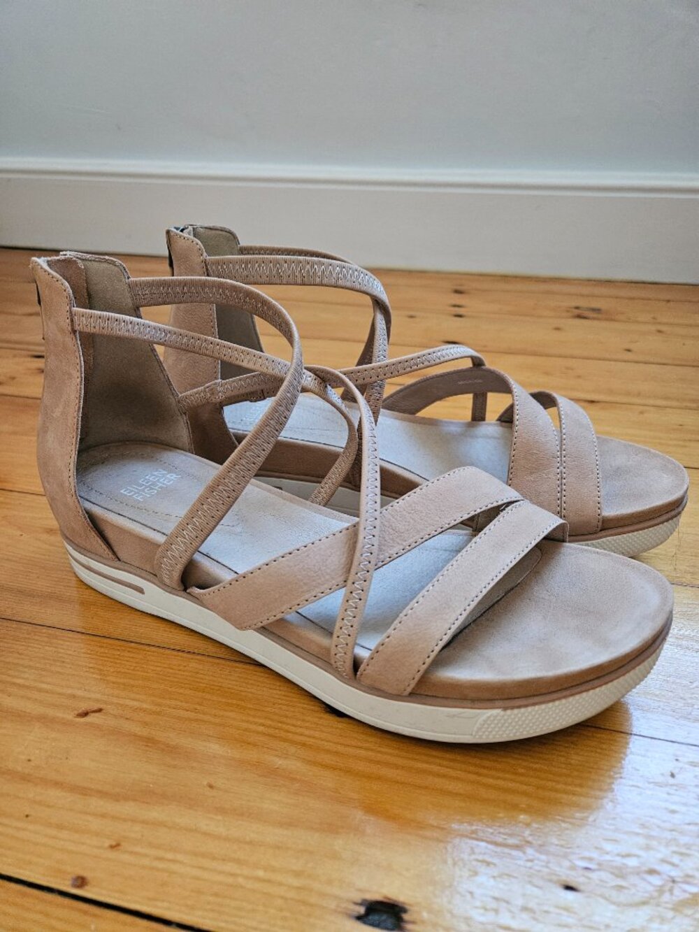 Eileen Fisher Strappy Tan Leather Sneaker Sandal Size 8.5